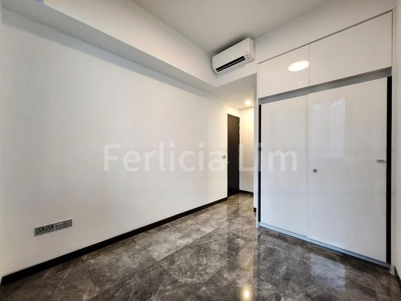 BEACH ROAD CONSERVATION AREA 7