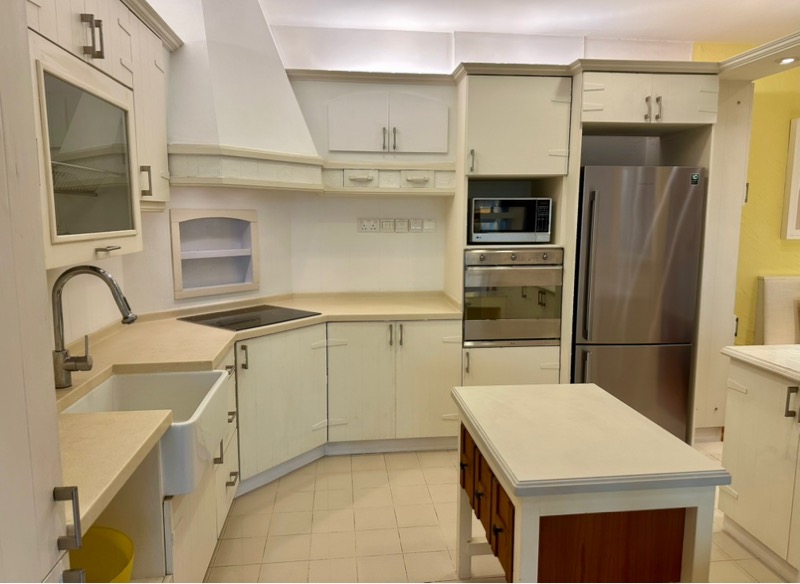 HIGH STREET CENTRE 184