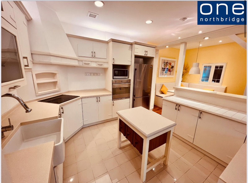 HIGH STREET CENTRE 88