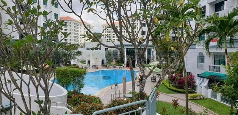 HILLVIEW GREEN 10