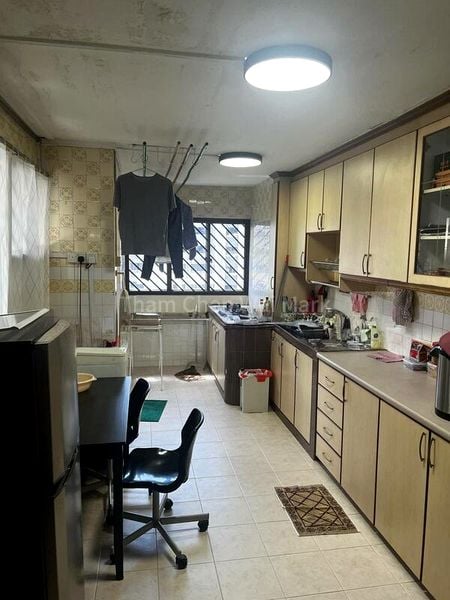 BEDOK RESERVOIR RD 6