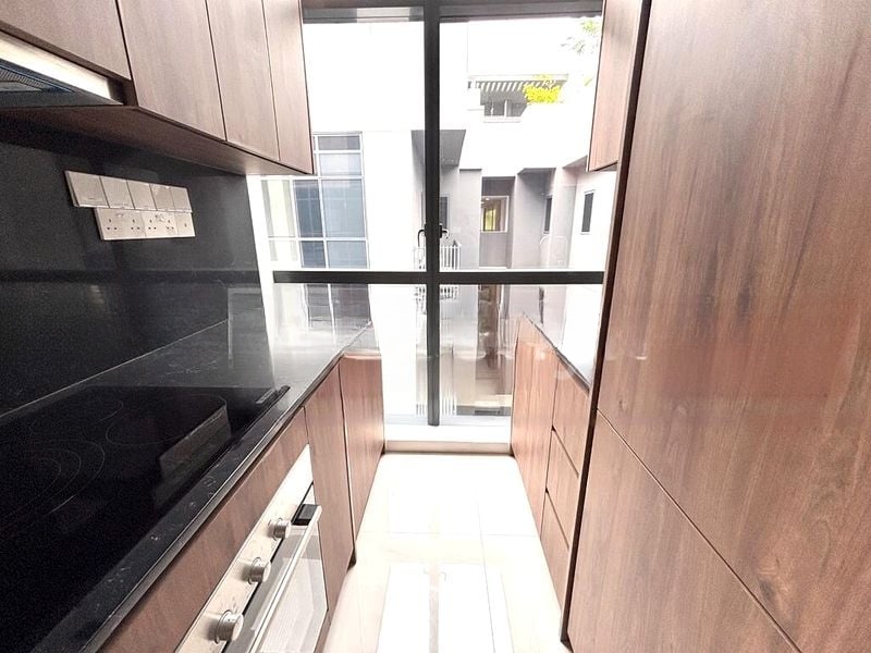 PHOENIX RESIDENCES 6