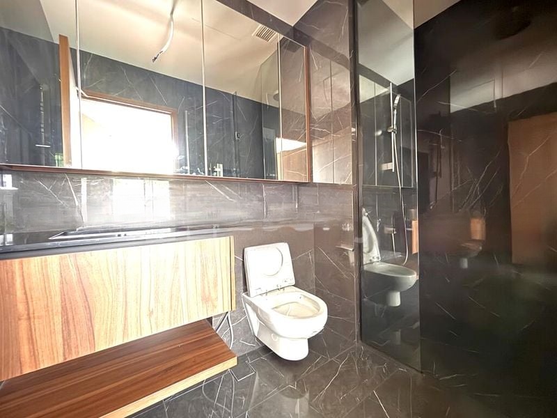 PHOENIX RESIDENCES 5