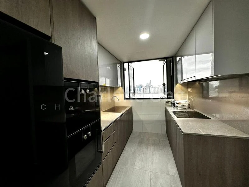 AVENUE SOUTH RESIDENCE 8