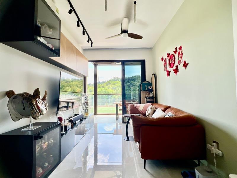 DAIRY FARM RESIDENCES 19