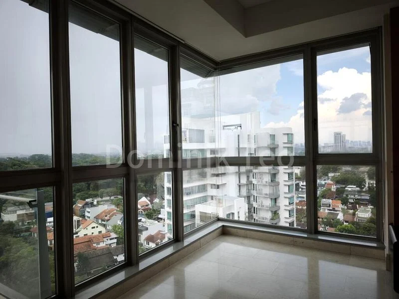 THE SERENADE @ HOLLAND 4