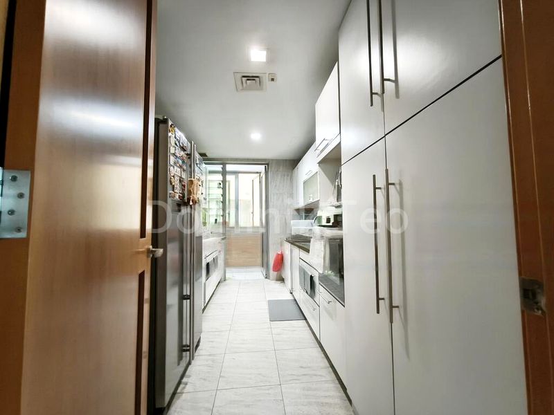 THE SERENADE @ HOLLAND 9