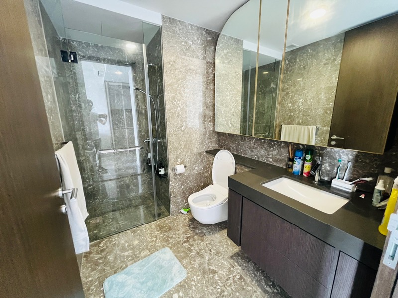 AVENUE SOUTH RESIDENCE 19