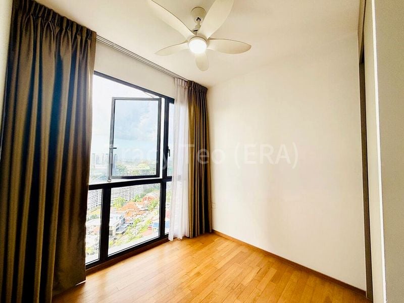 THE CLEMENT CANOPY 10