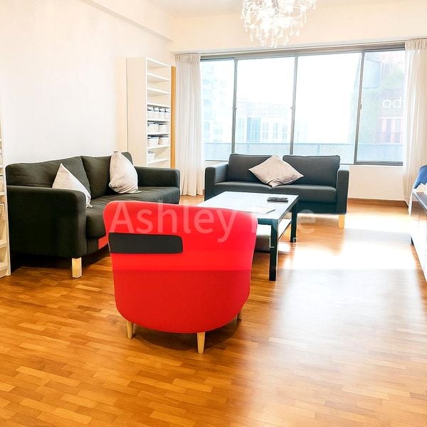 INTERNATIONAL PLAZA 2