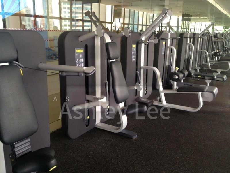 INTERNATIONAL PLAZA 8