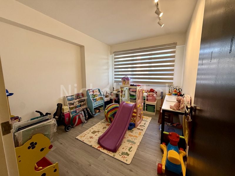 BT BATOK WEST AVE 8 4