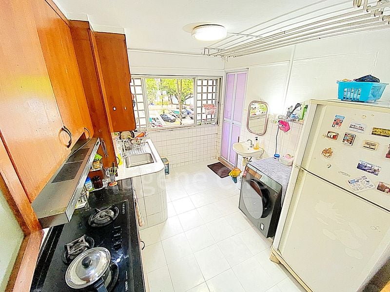 JURONG EAST ST 13 10