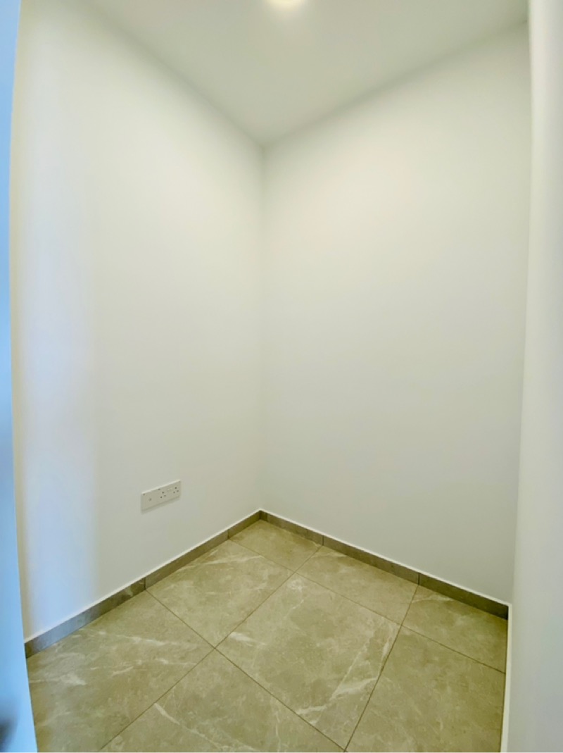 STIRLING RESIDENCES 12