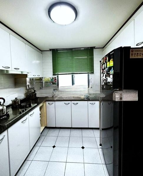 SPRINGDALE CONDOMINIUM 1