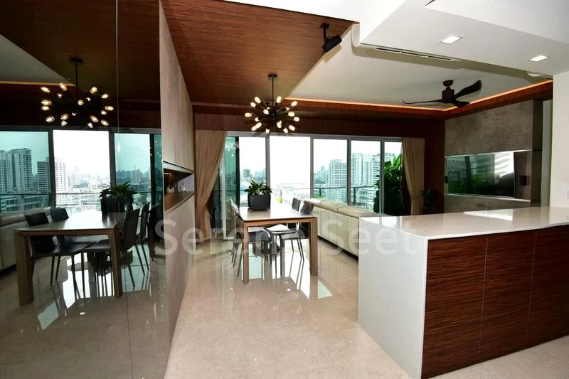 EIGHT RIVERSUITES 10