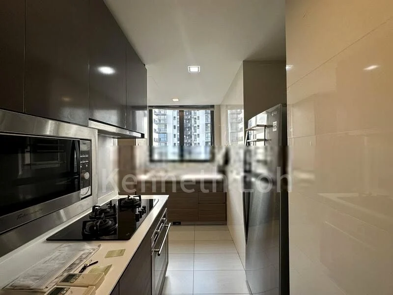 FORESQUE RESIDENCES 10