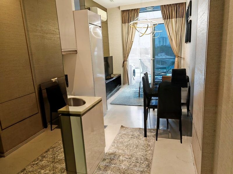SUITES @ TOPAZ 3