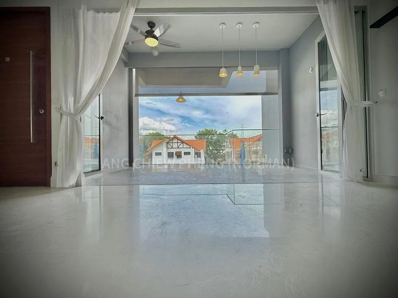 EAST COAST RESIDENCES 10