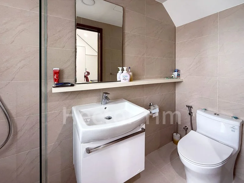 THE MILTONIA RESIDENCES 6