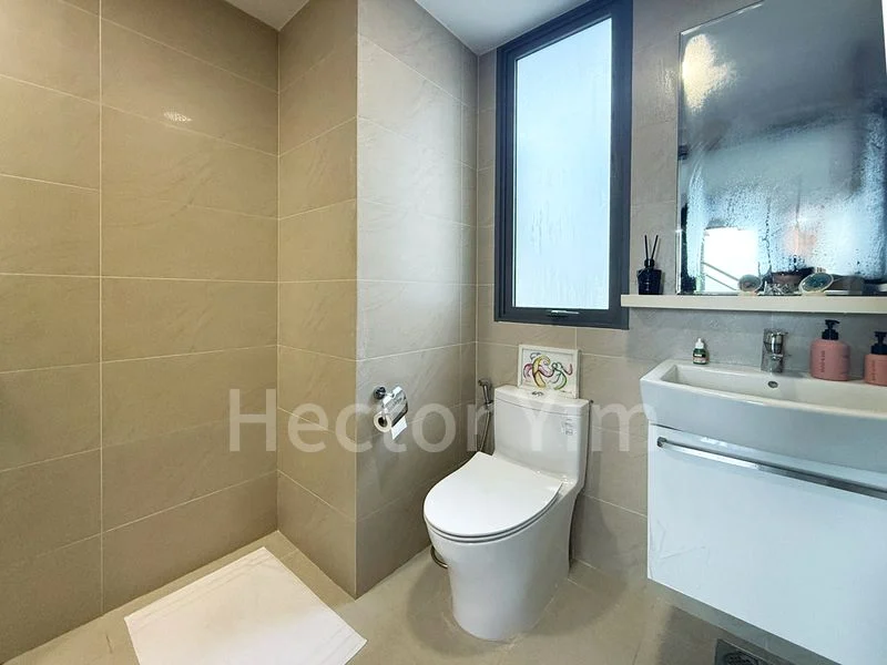 THE MILTONIA RESIDENCES 10