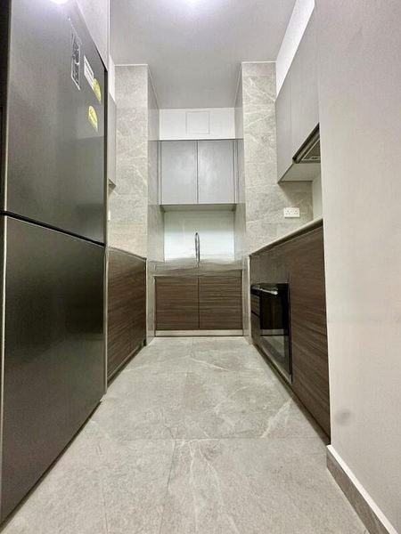 STIRLING RESIDENCES 4