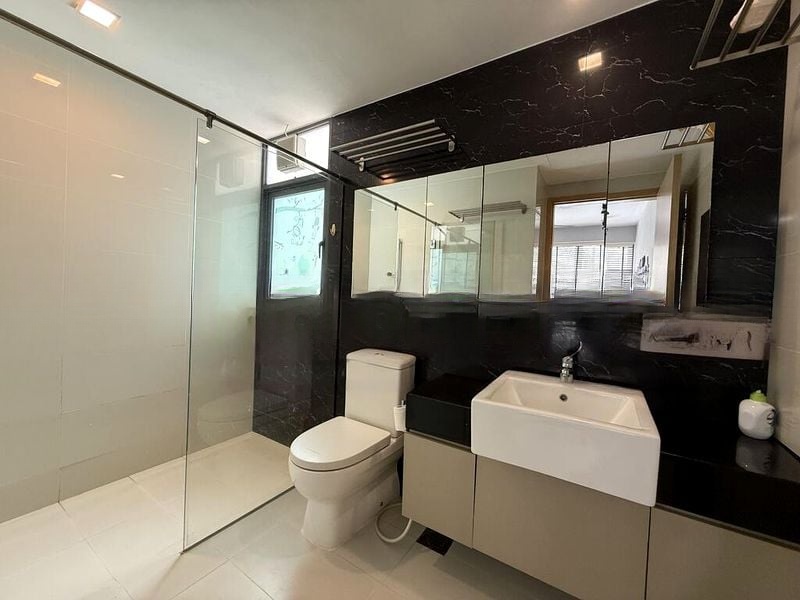 ESPARINA RESIDENCES 5