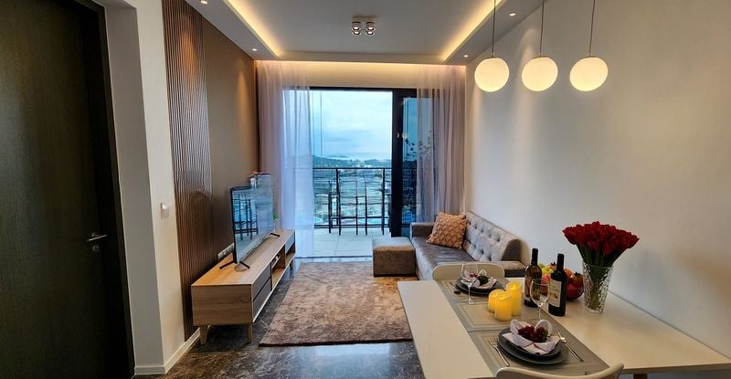AVENUE SOUTH RESIDENCE 1