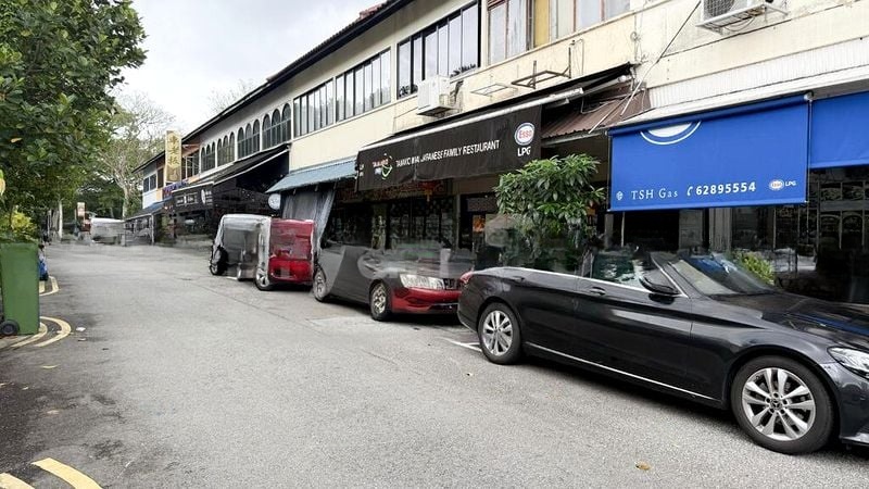 SEMBAWANG HILLS ESTATE 8