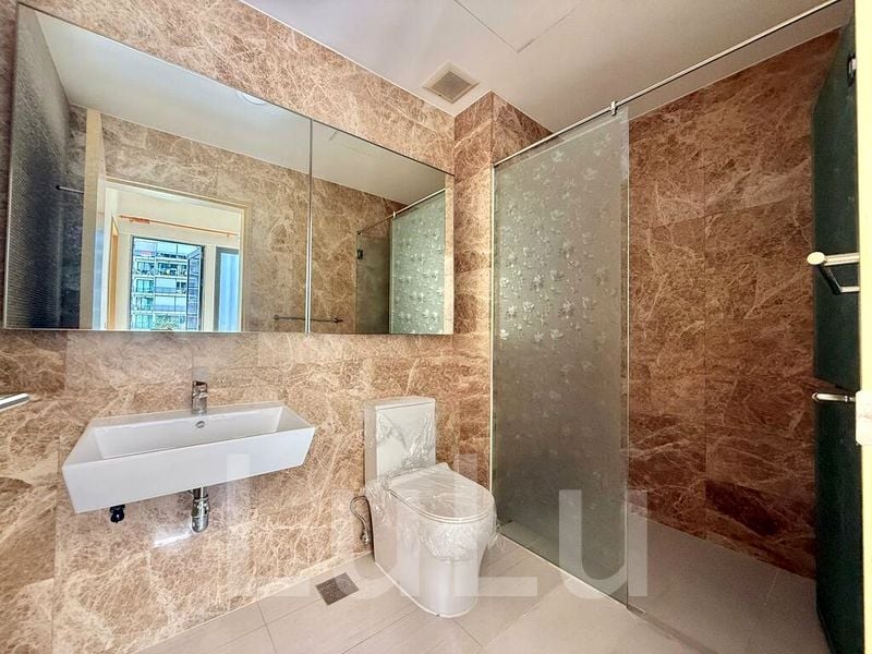 BOATHOUSE RESIDENCES 5