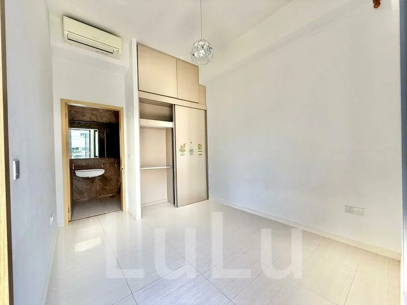 BOATHOUSE RESIDENCES 6