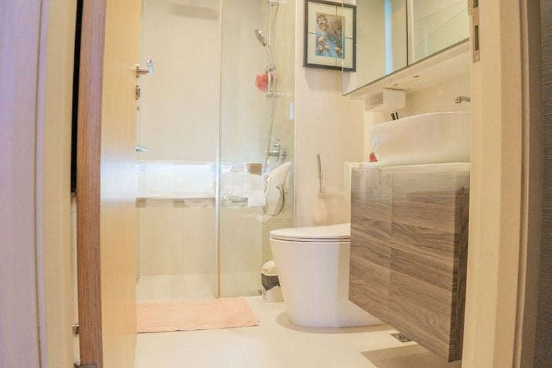 ROSEWOOD SUITES 8