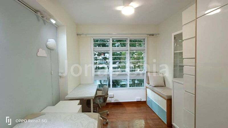 SENGKANG EAST AVE 11