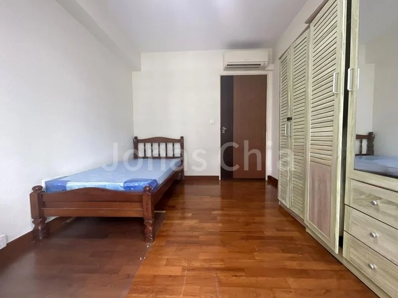 SENGKANG EAST AVE 13