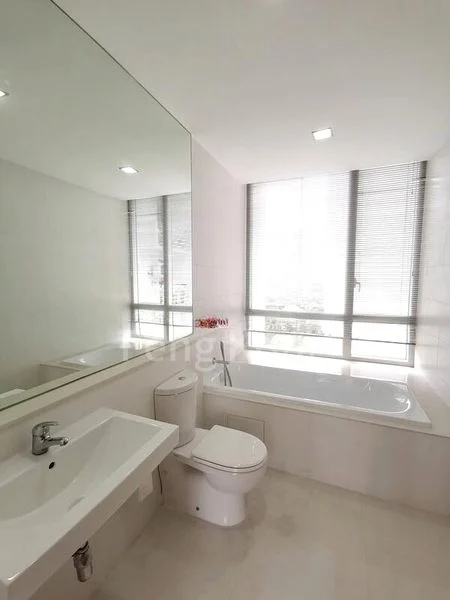 THE REGENCY AT TIONG BAHRU 8