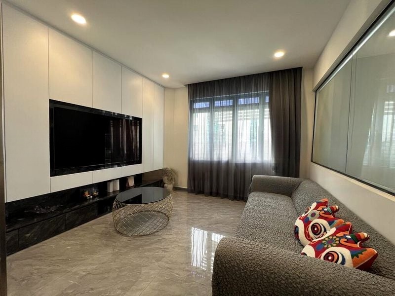 BALLOTA PARK CONDOMINIUM 10