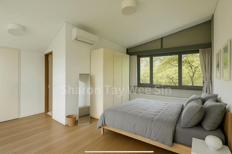 THE HOLLAND COLLECTION 13