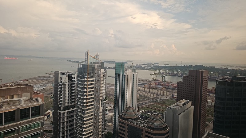 INTERNATIONAL PLAZA 22