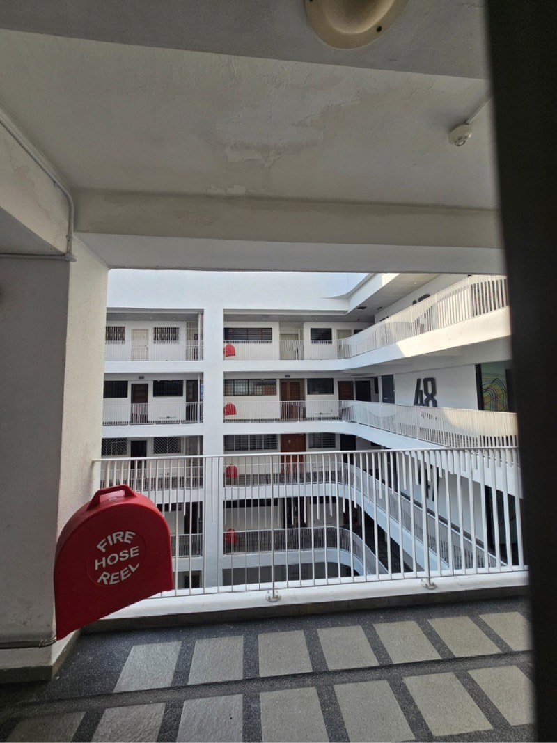 INTERNATIONAL PLAZA 9