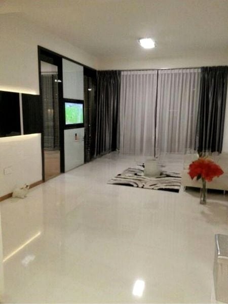 CONCOURSE SKYLINE 12