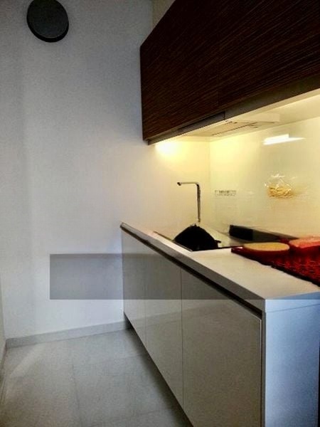 CONCOURSE SKYLINE 10