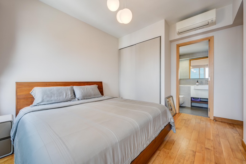 EIGHT RIVERSUITES 12