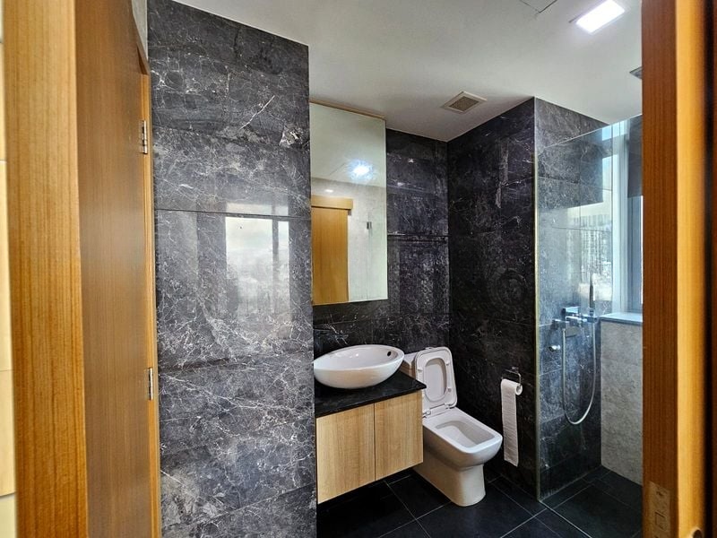 SPOTTISWOODE SUITES 12