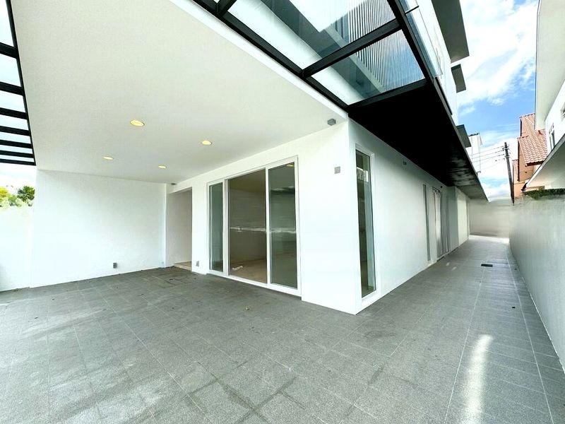 SELETAR HILLS ESTATE 14