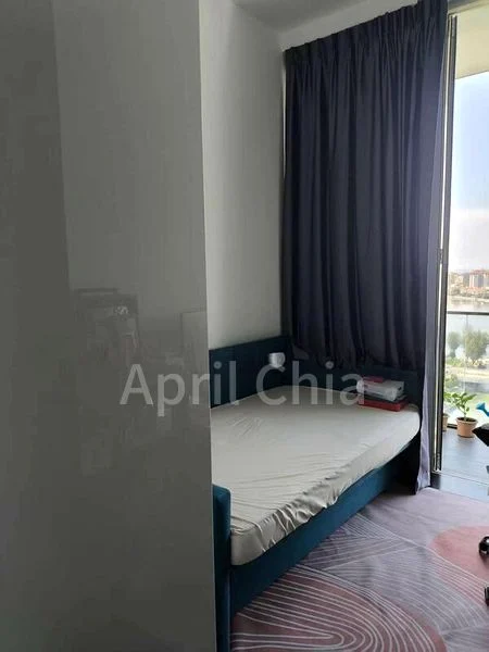 KALLANG RIVERSIDE 10