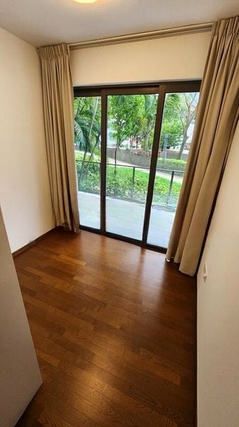 KOVAN REGENCY 7