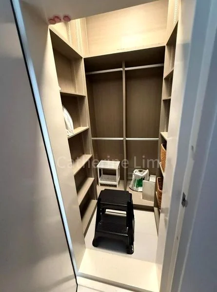 SPOTTISWOODE SUITES 12