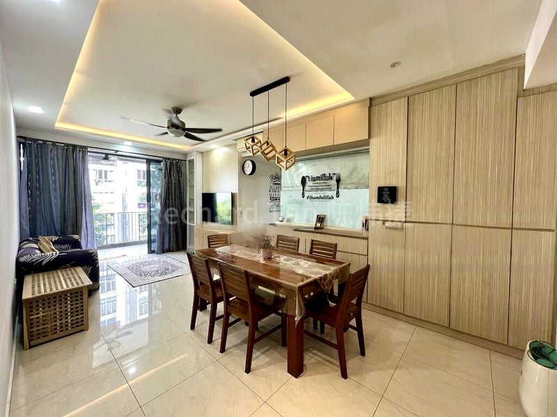 SIGNATURE AT YISHUN 2