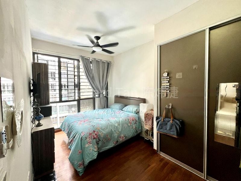 SIGNATURE AT YISHUN 8