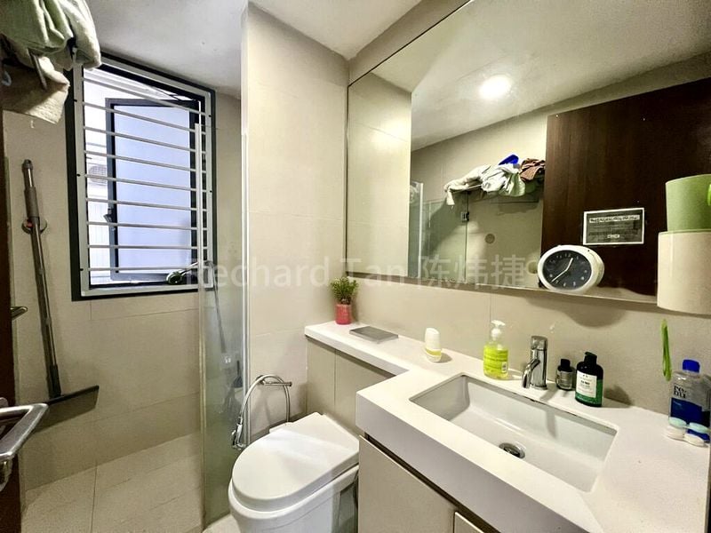 SIGNATURE AT YISHUN 11